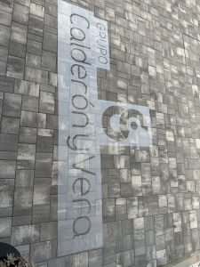 Logo šablona Calderón y Vera